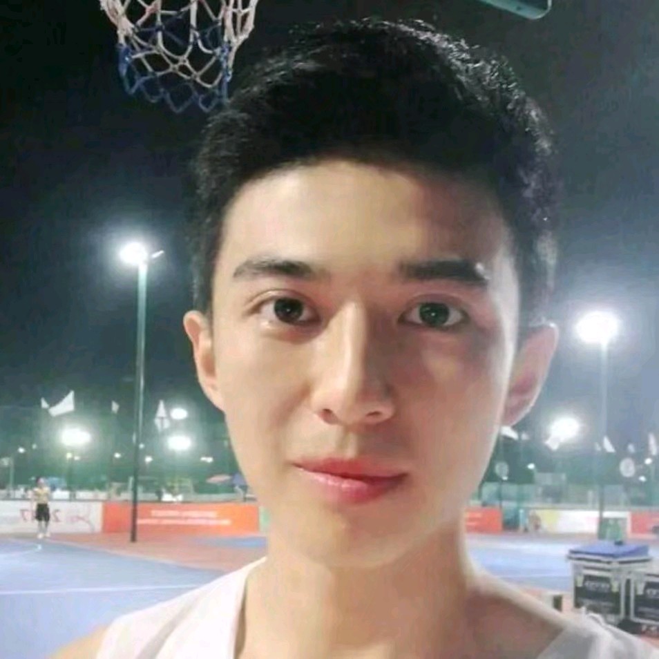李宇